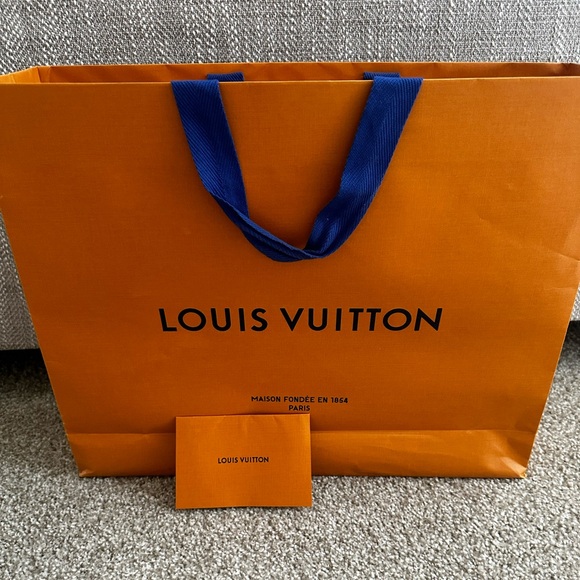 Louis Vuitton Reykjavik Gradient Scarf - Picture 7 of 8